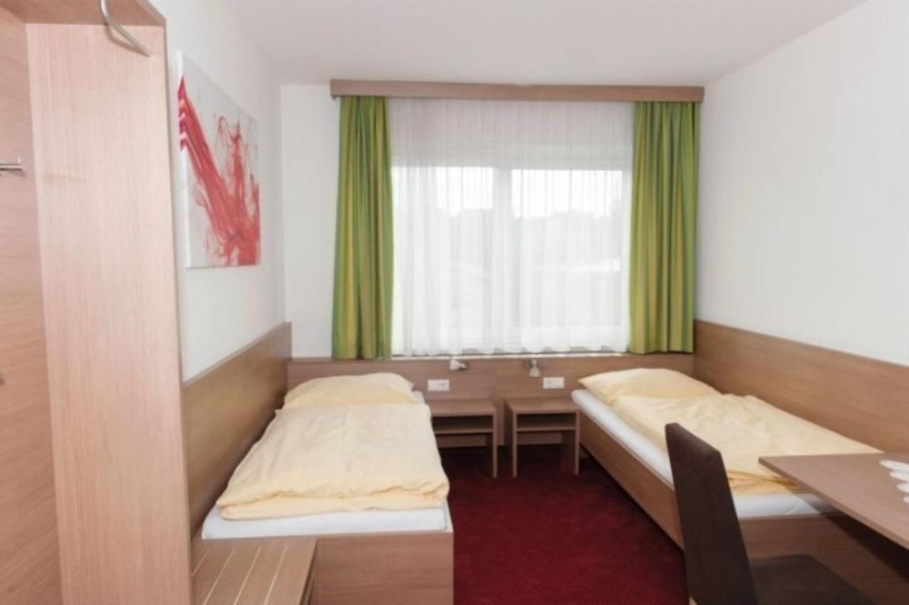 Gasthof Pension Auzinger Meggenhofen Dış mekan fotoğraf